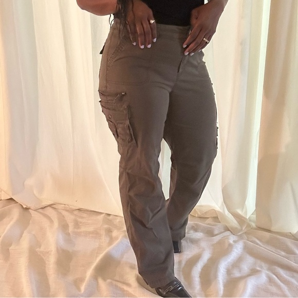 #Y2K/#2000’s cargo pants. - Picture 4 of 7